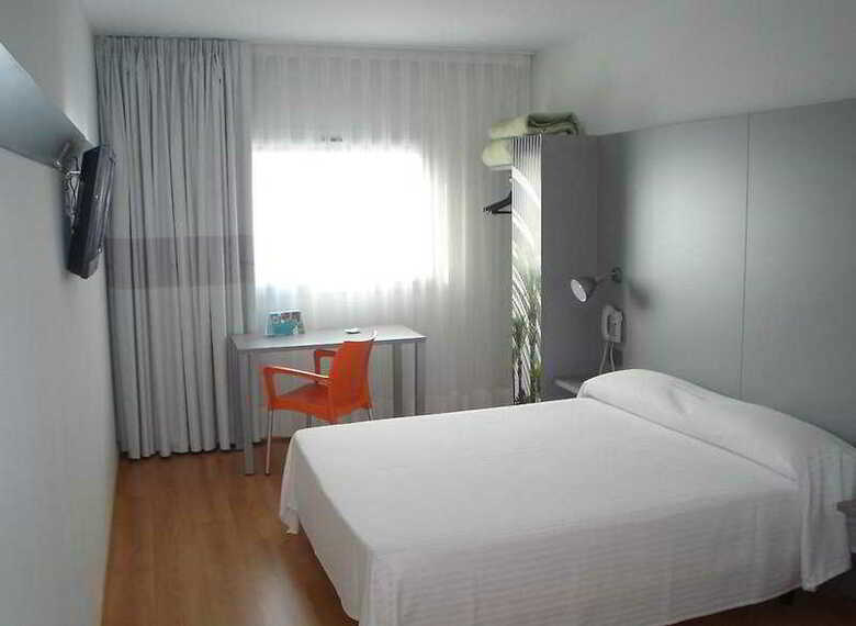 B&B Hotel Valencia Aeropuerto & Feria
