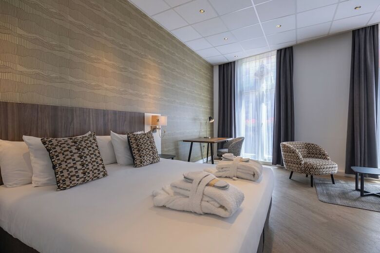 Hotel Amsterdam De Roode Leeuw
