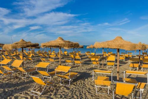 Hotel Regina Del Mare Family Beach Village