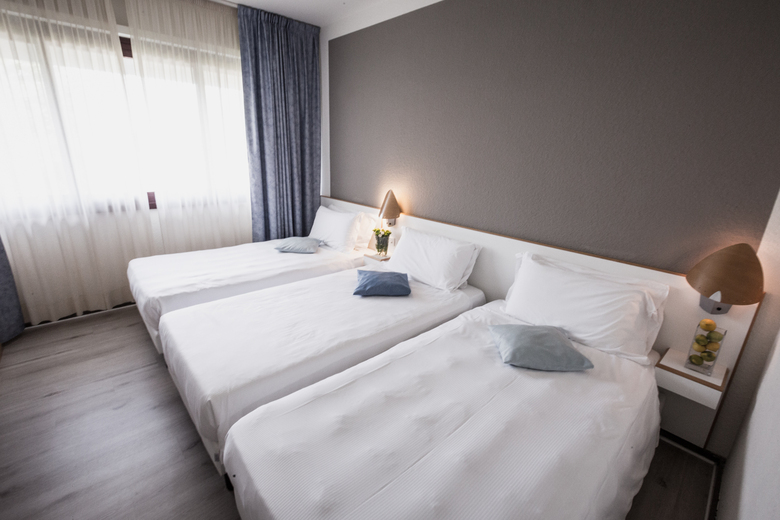 Living Place Hotel