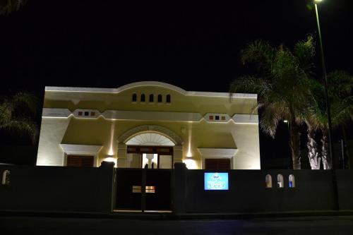 Hostal Affittacamere Torre Lapillo
