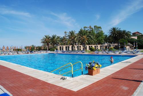 Aparthotel Baia Del Sole