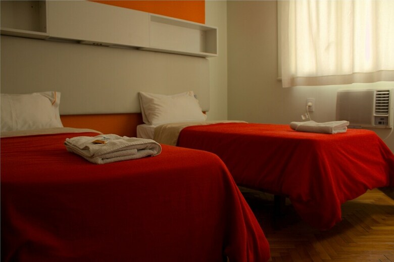 Hostal Florida Suites