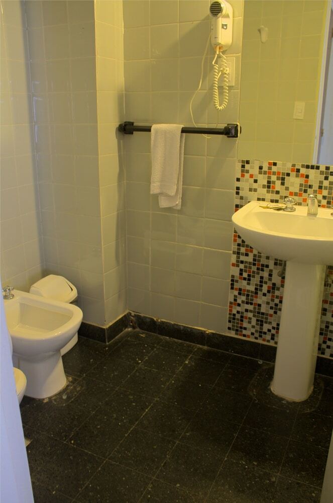 Hostal Florida Suites