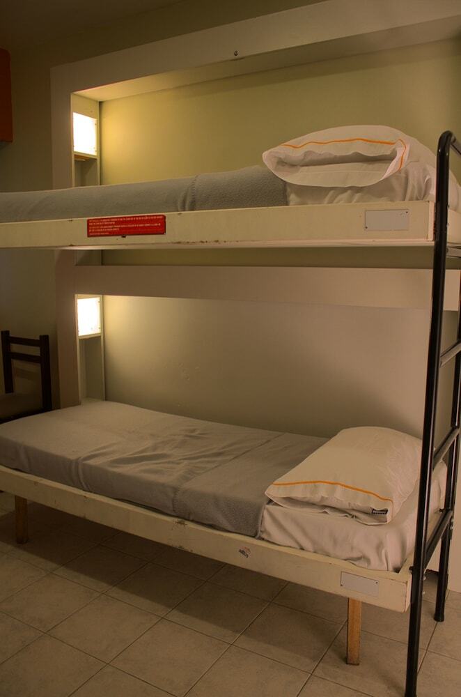 Hostal Florida Suites