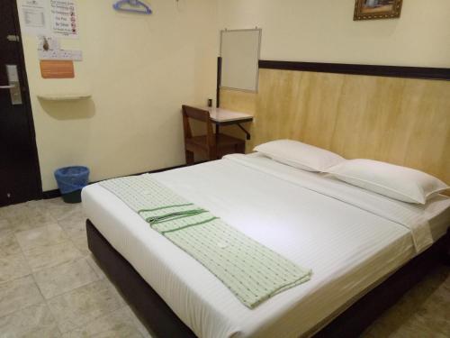 Hostal House11