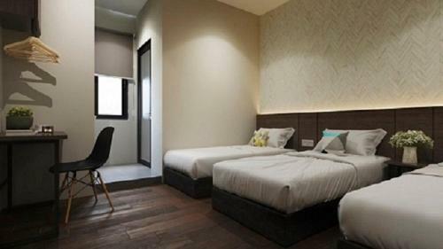 The Square Hotel