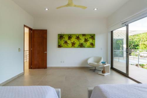 Casa Ave, Luxury & Resort Living