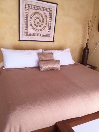 Hostal Leo's Baja Oasis