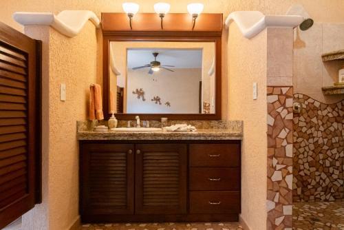Casa Bella. House For 6 Playacar Phase 2
