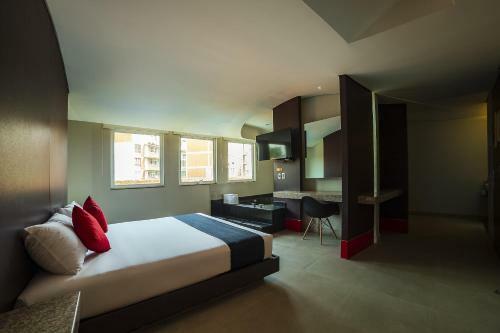 Hotel & Suites Ferri