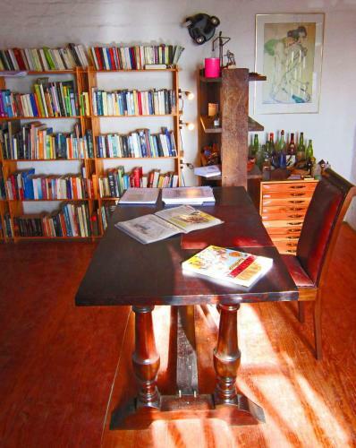 Bed & Breakfast Alternative Space B & B