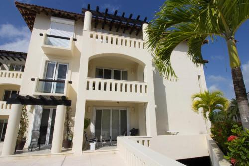 Apartamento 2 Bedroom Condo At Luna Maya