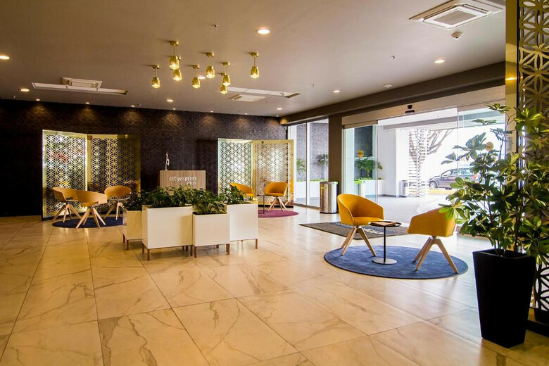 Hotel City Express Plus Mundo E