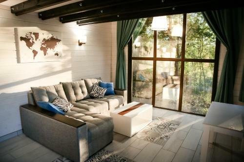 Hotel Tree House