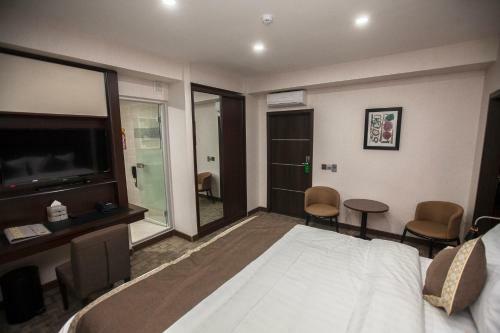 Ub Inn Hotel & Gallery