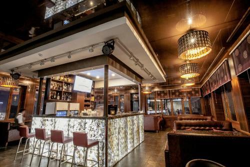 Ub Inn Hotel & Gallery