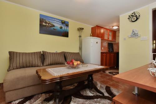 Apartments Topla
