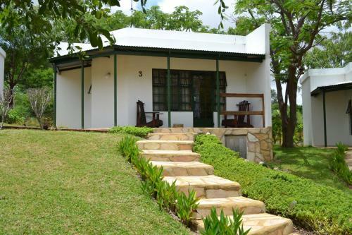 Tambuti Lodge