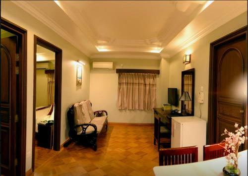 Hotel Shwe Gone Daing