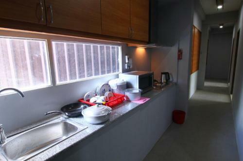 Green Acres Service Apartment