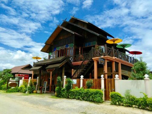 Inle Cottage Hotel