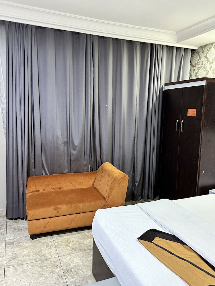Msquare Hotel