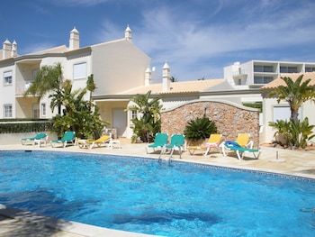 Hotel Vila Do Castelo Apartments