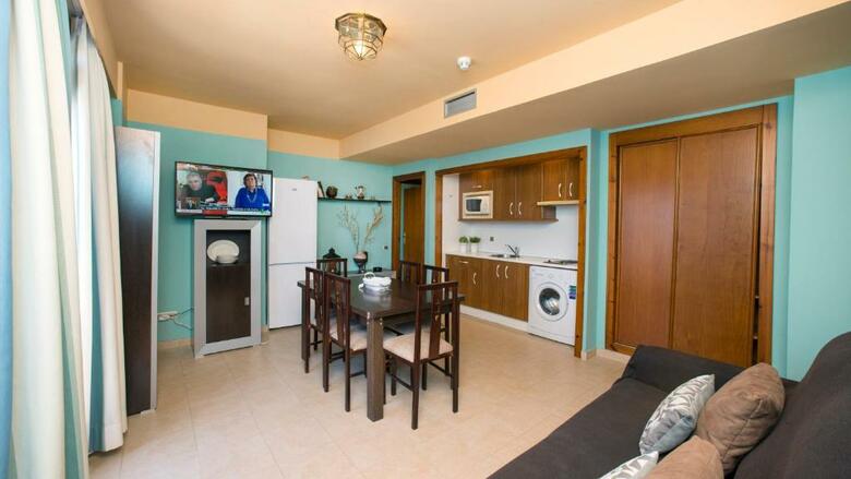 Apartamentos Leo Jardines De Isla Canela