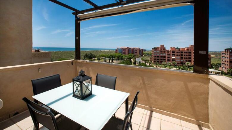 Apartamentos Leo Jardines De Isla Canela