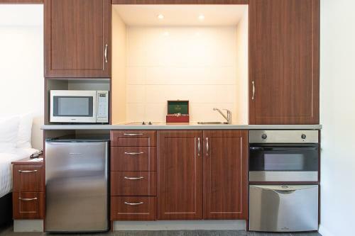 Portside Hotel - Heritage Collection