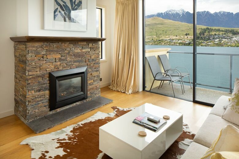 Aparthotel Villa Del Lago
