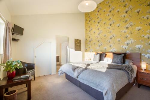 Manuka Lodge B&B