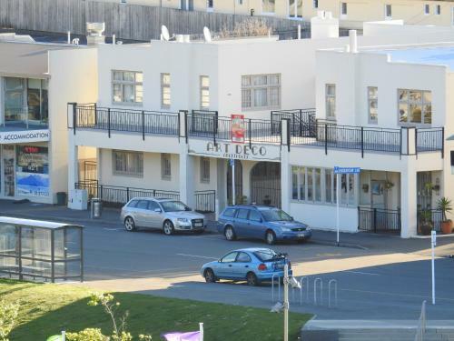 Art Deco Apartments