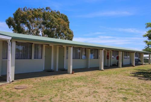 Tahuna Beach Kiwi Holiday Park And Motel