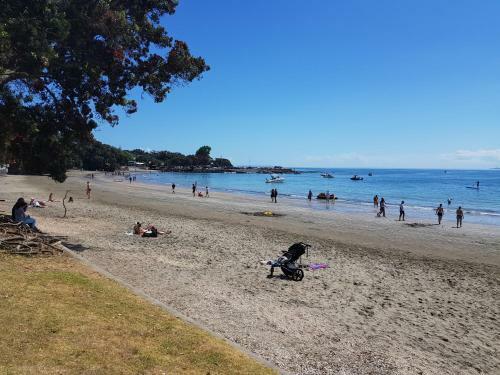 Takapuna Beach Accommodation