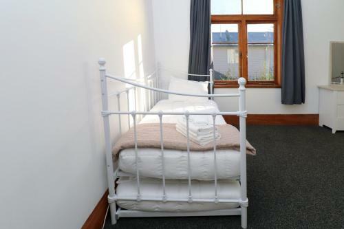 Villa On Wellington St, Hamilton