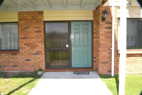 3 Brunton Place