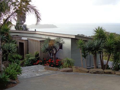 Nikau Apartments Waiheke Island