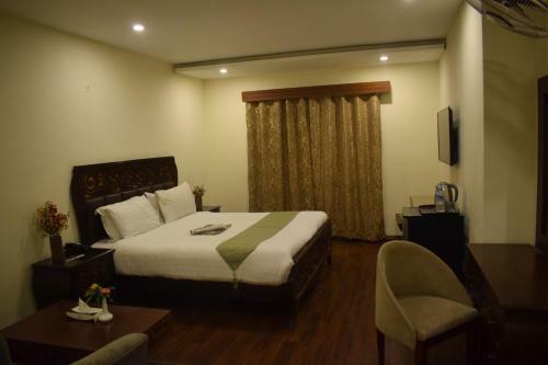 Grand Millennium Hotel