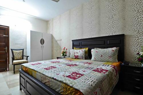 Hostal Bluesky Guest House
