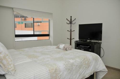 Calle Tripoli, Miraflores-executive Apartment