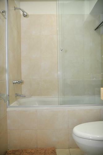 Calle Tripoli, Miraflores-executive Apartment