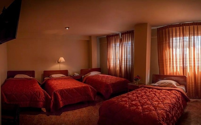 Ebony Hotel