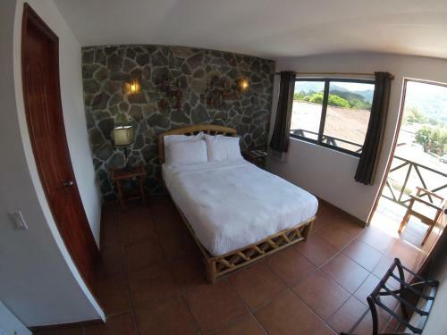 Anton Valley Hotel