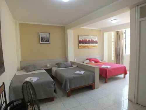Hotel Hostal Gazu