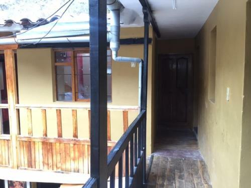Albergue Hospedaje K'uchuwasi Backpacker