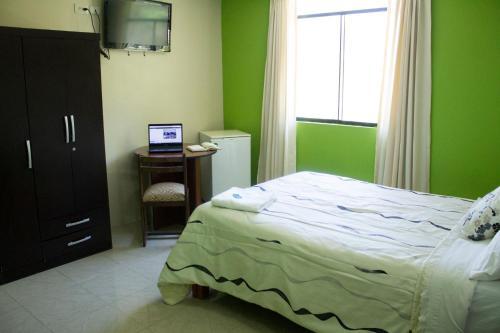 Hotel Hostal Oro Verde