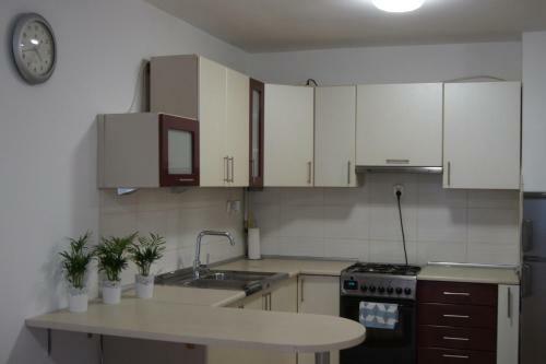 Chmielna By Rental Apartments
