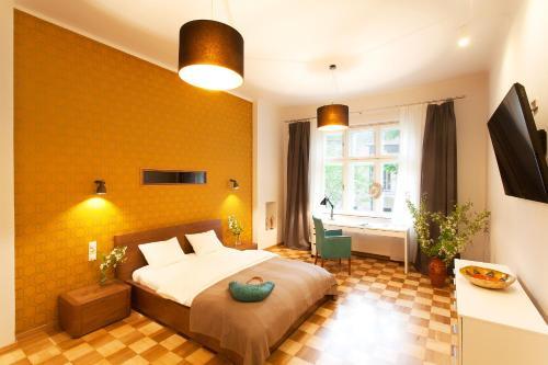 Honey Time Apartment